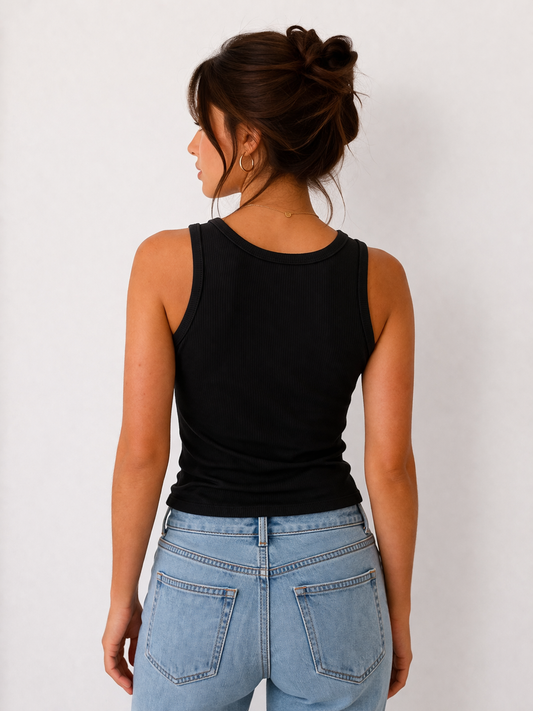 Top Canalé Negro con Botones – Ajuste Slim